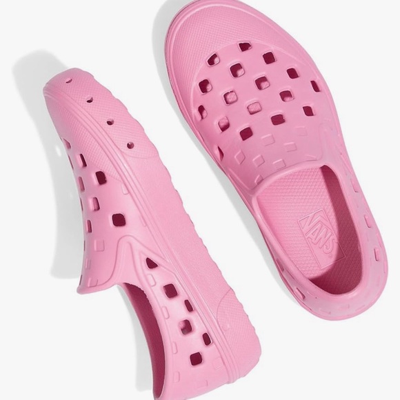 VANS Kids Slip-On TRK Shoes, Color Begonia, Size: 3 M US Little Kid - Picture 2 of 3